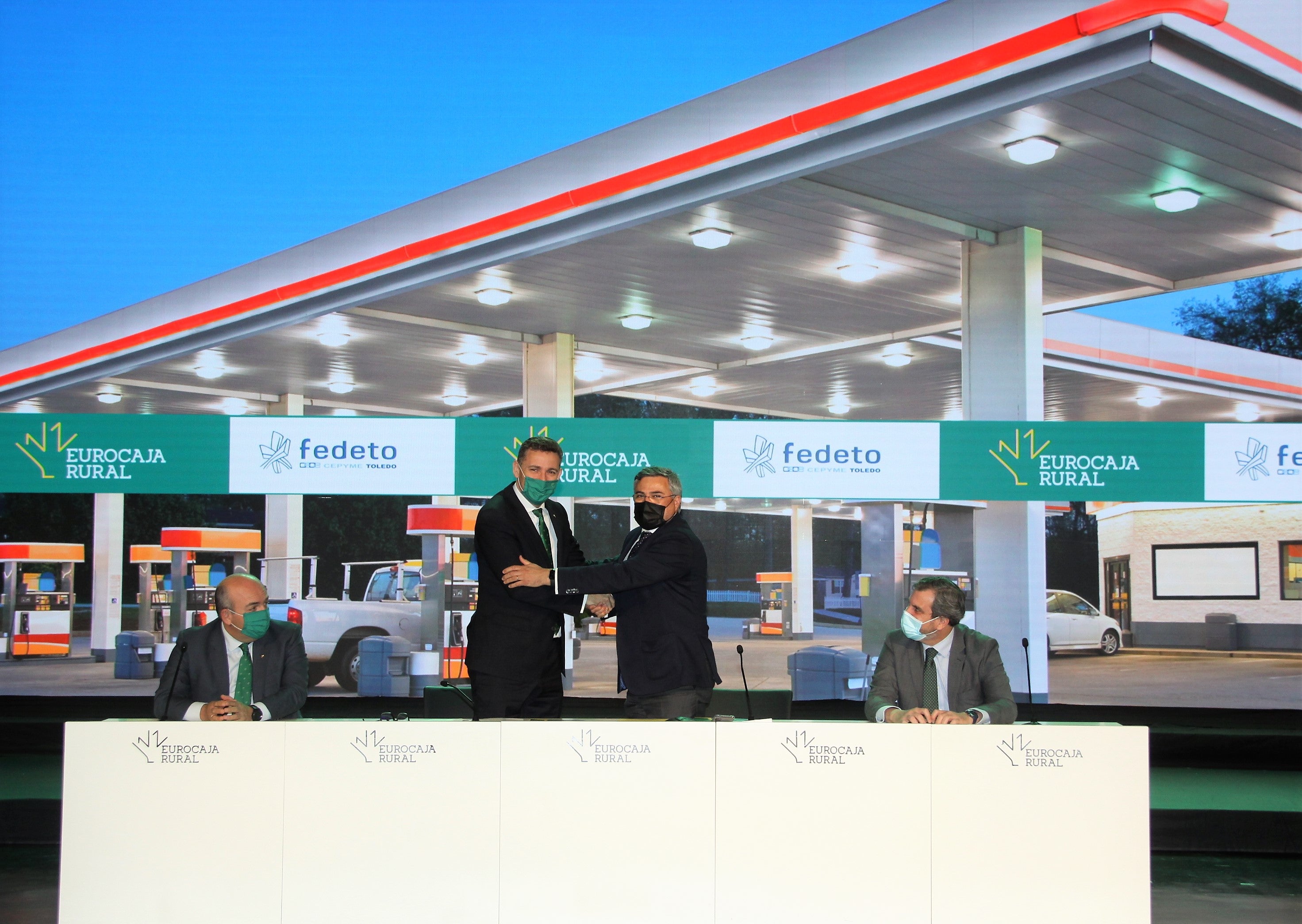 Eurocaja Rural apoya a las estaciones de servicio con un convenio financiero pionero en nuestro país Eurocaja Rural apoya a las estaciones de servicio con un convenio financiero pionero en nuestro país
