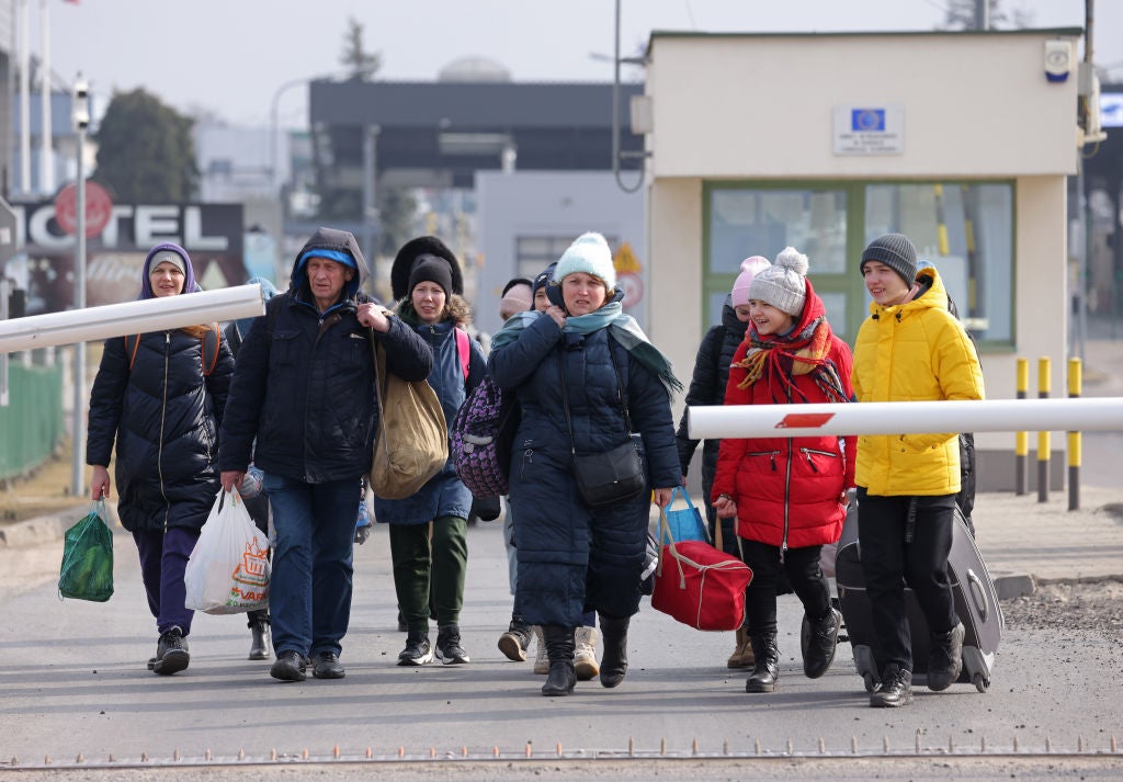 'Help to Ukraine', la ONG que ha logrado sacar de Ucrania a más de 400 personas 'Help to Ukraine', la ONG que ha logrado sacar de Ucrania a más de 400 personas