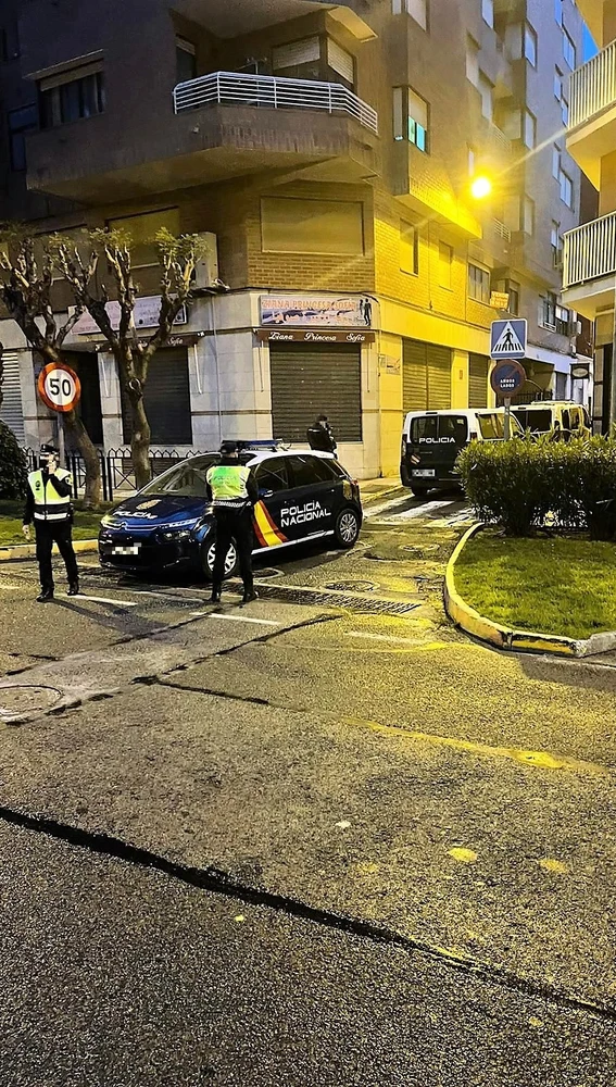 Policía Nacional en el operativo desplegado en Crevillent.