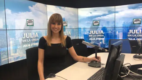 Sandra Sabatés, en 'Julia en la Onda' Sandra Sabatés, en 'Julia en la Onda'