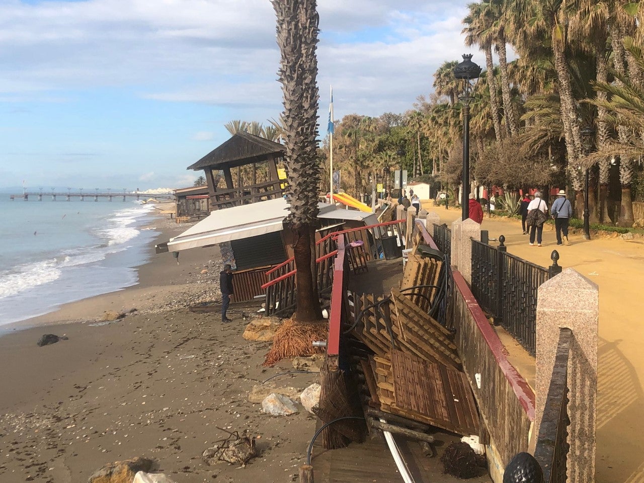 Marbella invertirá 1,2 millones de euros más para reparar los daños causados por el nuevo temporal Marbella invertirá 1,2 millones de euros más para reparar los daños causados por el nuevo temporal