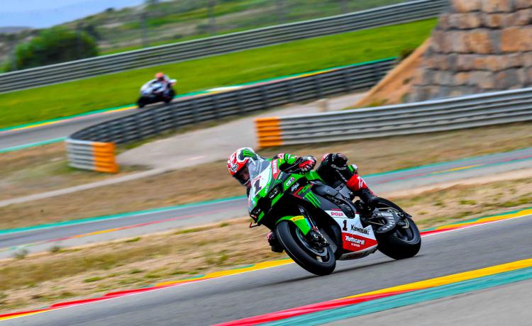 Las Superbikes se estrenan en Motorland Las Superbikes se estrenan en Motorland