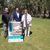 Medio Ambiente presenta el I Concurso de Fotografía Palmeral de Orihuela Medio Ambiente presenta el I Concurso de Fotografía Palmeral de Orihuela