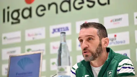 Ibon Navarro, entrenador de Unicaja Ibon Navarro, entrenador de Unicaja