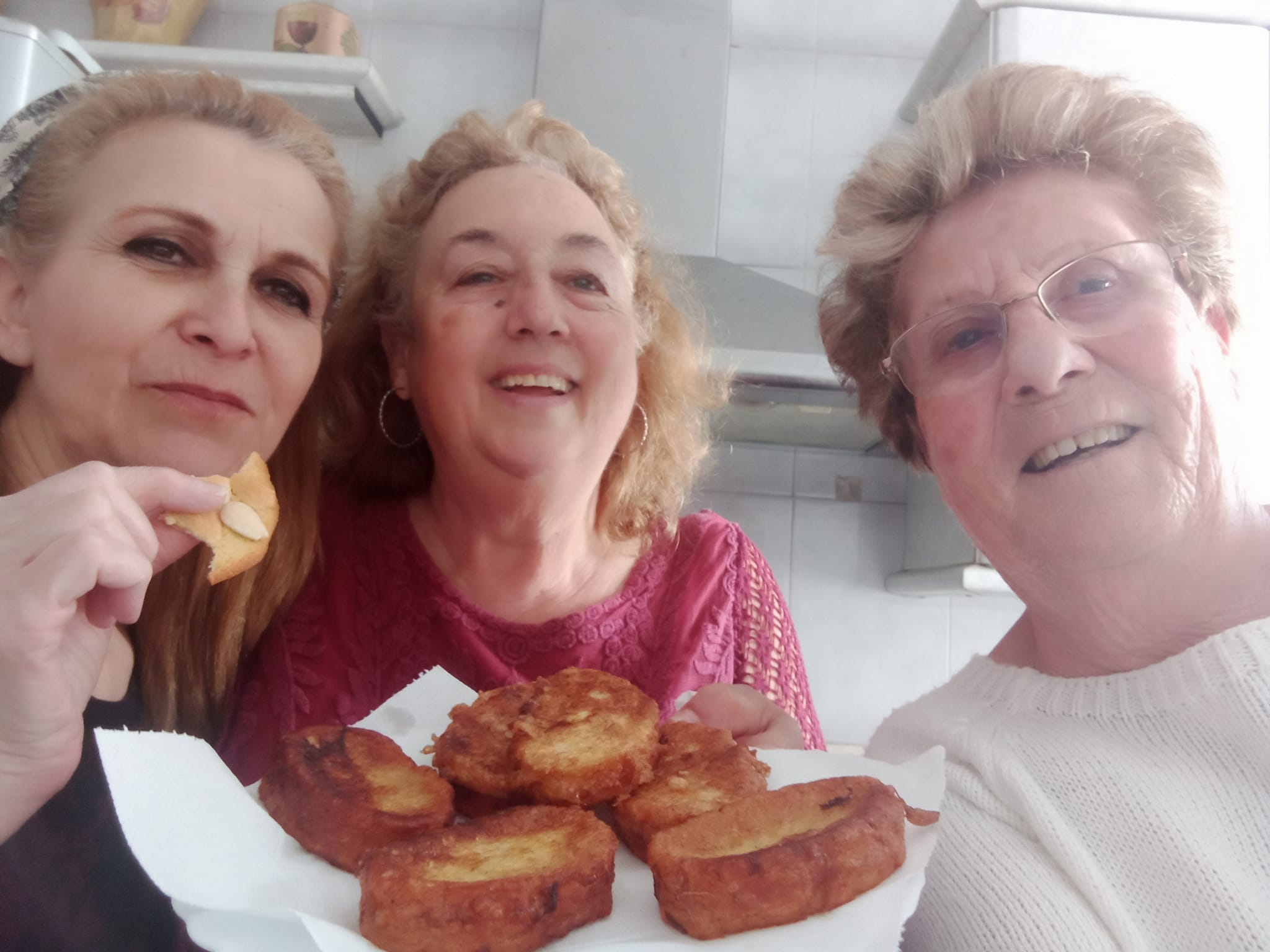 La teoría de la torrija de Puerto Real: del 'estilo sevillano' a las de leche o naranja La teoría de la torrija de Puerto Real: del 'estilo sevillano' a las de leche o naranja