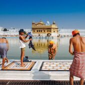 Templo dorado de Amritsar en India