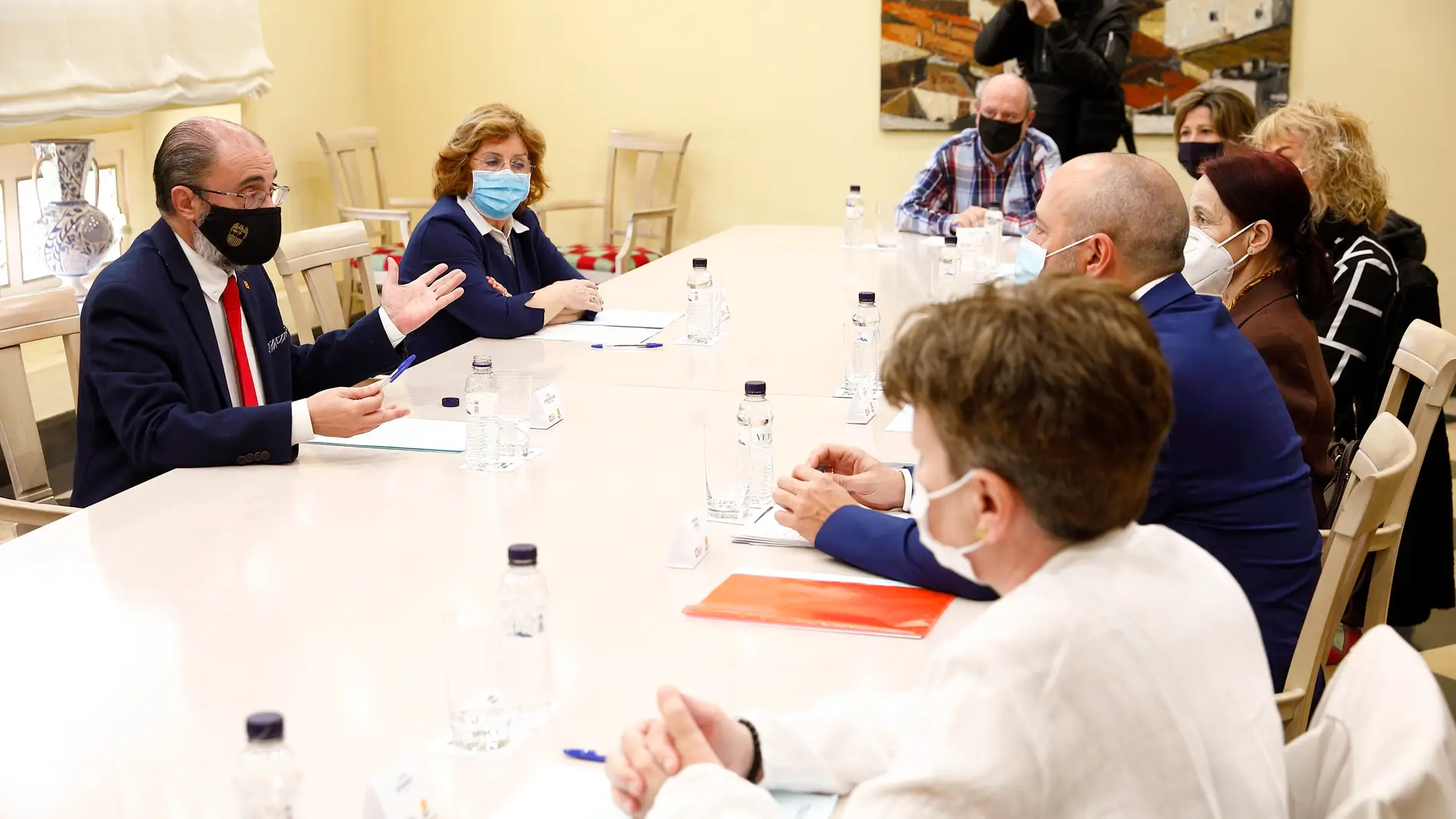 El presidente Lambán se ha reunido con las ONG que se encargan de la acogida de ucranianos