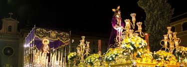 Los turolenses procesionan después de dos años Los turolenses procesionan después de dos años