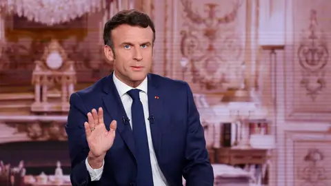 Termina la campaña electoral en Francia con Macron a la cabeza de los sondeos Termina la campaña electoral en Francia con Macron a la cabeza de los sondeos