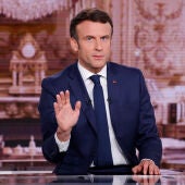 Termina la campaña electoral en Francia con Macron a la cabeza de los sondeos 