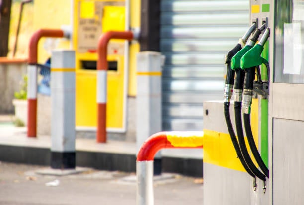FACUA denuncia a diez gasolineras en Aragón por subir los precios FACUA denuncia a diez gasolineras en Aragón por subir los precios