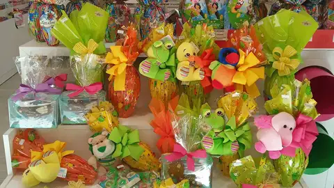 ovos de pascua, na tienda de Enredos ovos de pascua, na tienda de Enredos