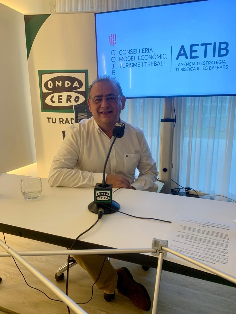 Alfonso Rodríguez, alcalde de Calviá: "Queremos un turismo joven compatible con otros tipos de turismo" Alfonso Rodríguez, alcalde de Calviá: "Queremos un turismo joven compatible con otros tipos de turismo"