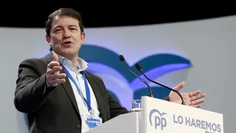 El presidente de Castilla y León, Alfonso Fernández Mañueco El presidente de Castilla y León, Alfonso Fernández Mañueco | Foto: EFE/ Julio Muñoz