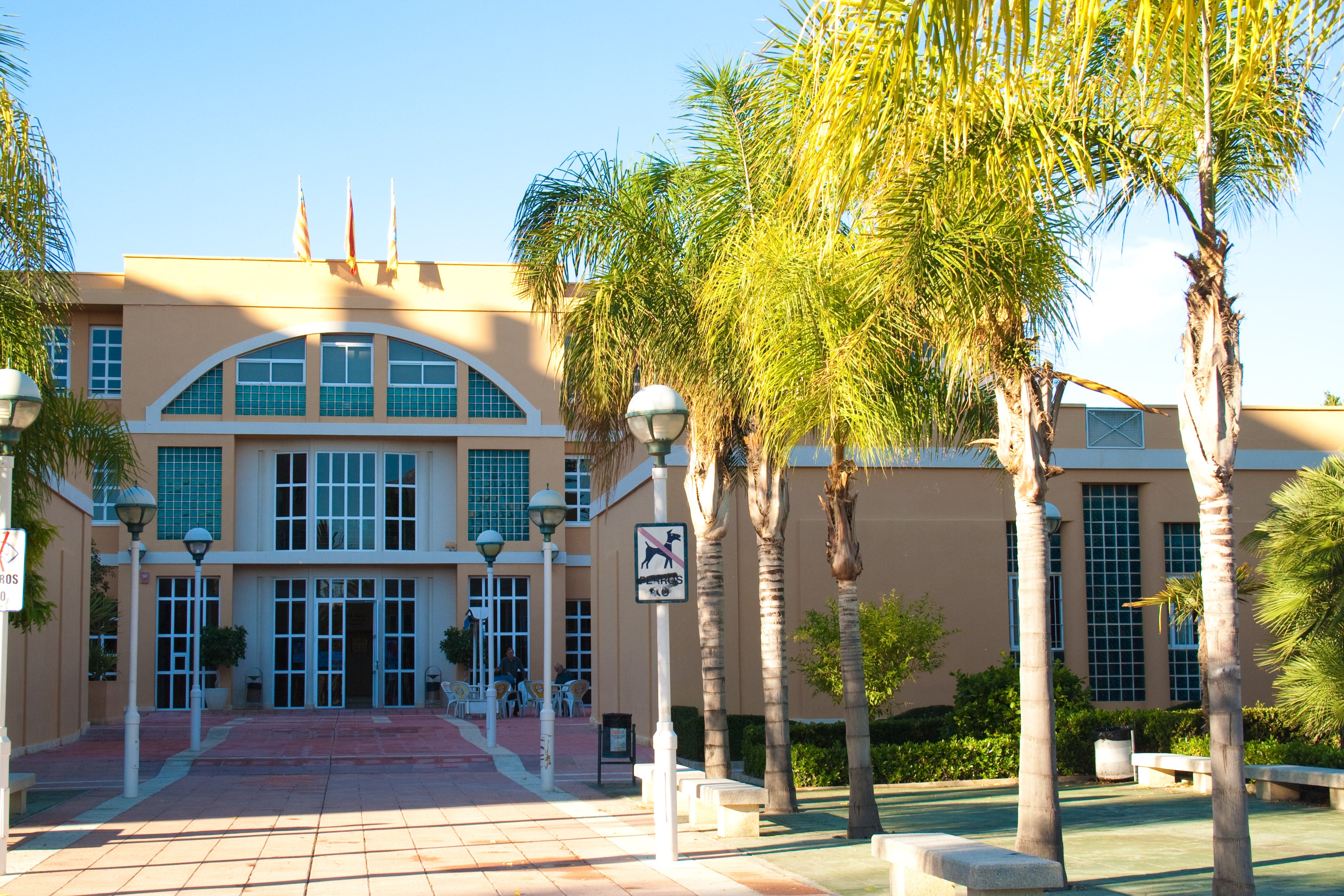 La Vila Joiosa licita la ampliación de la Llar del Pensionista por 489.858 euros La Vila Joiosa licita la ampliación de la Llar del Pensionista por 489.858 euros