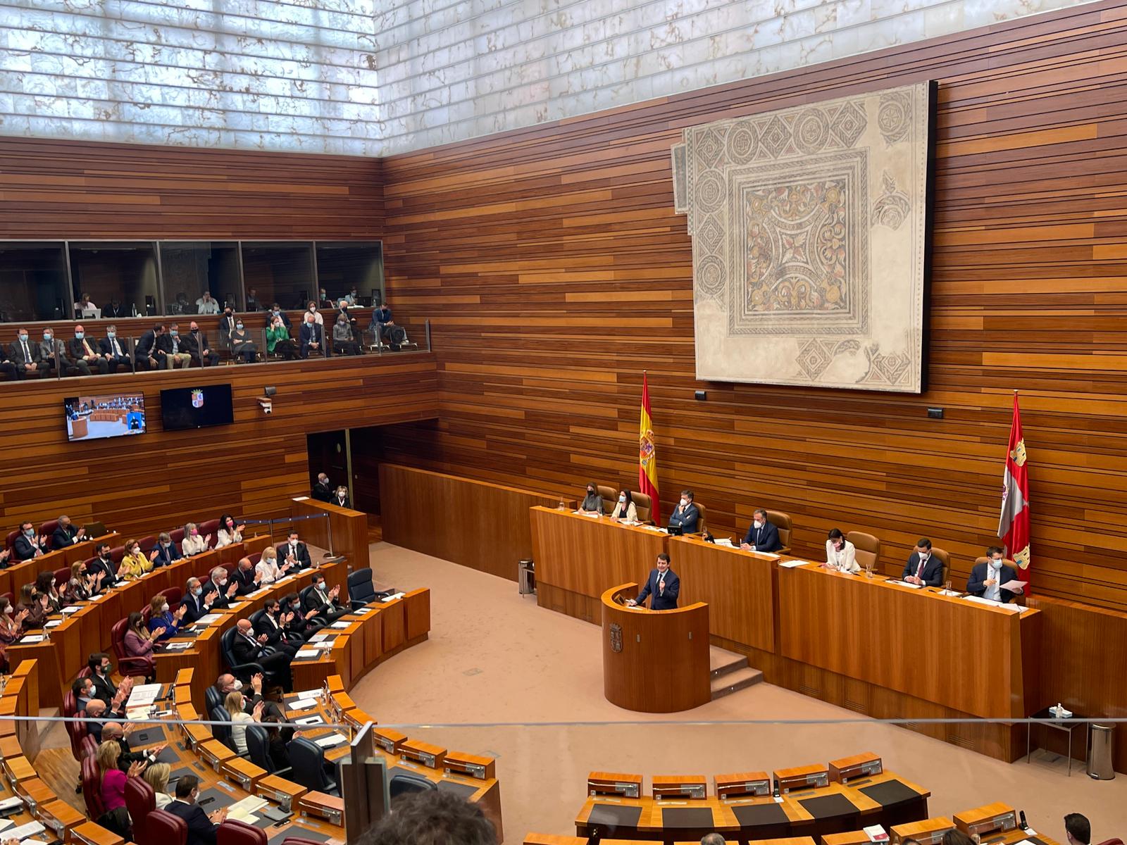 toma posesion mañueco cortes castilla y leon 11/04/2022 toma posesion mañueco cortes castilla y leon 11/04/2022