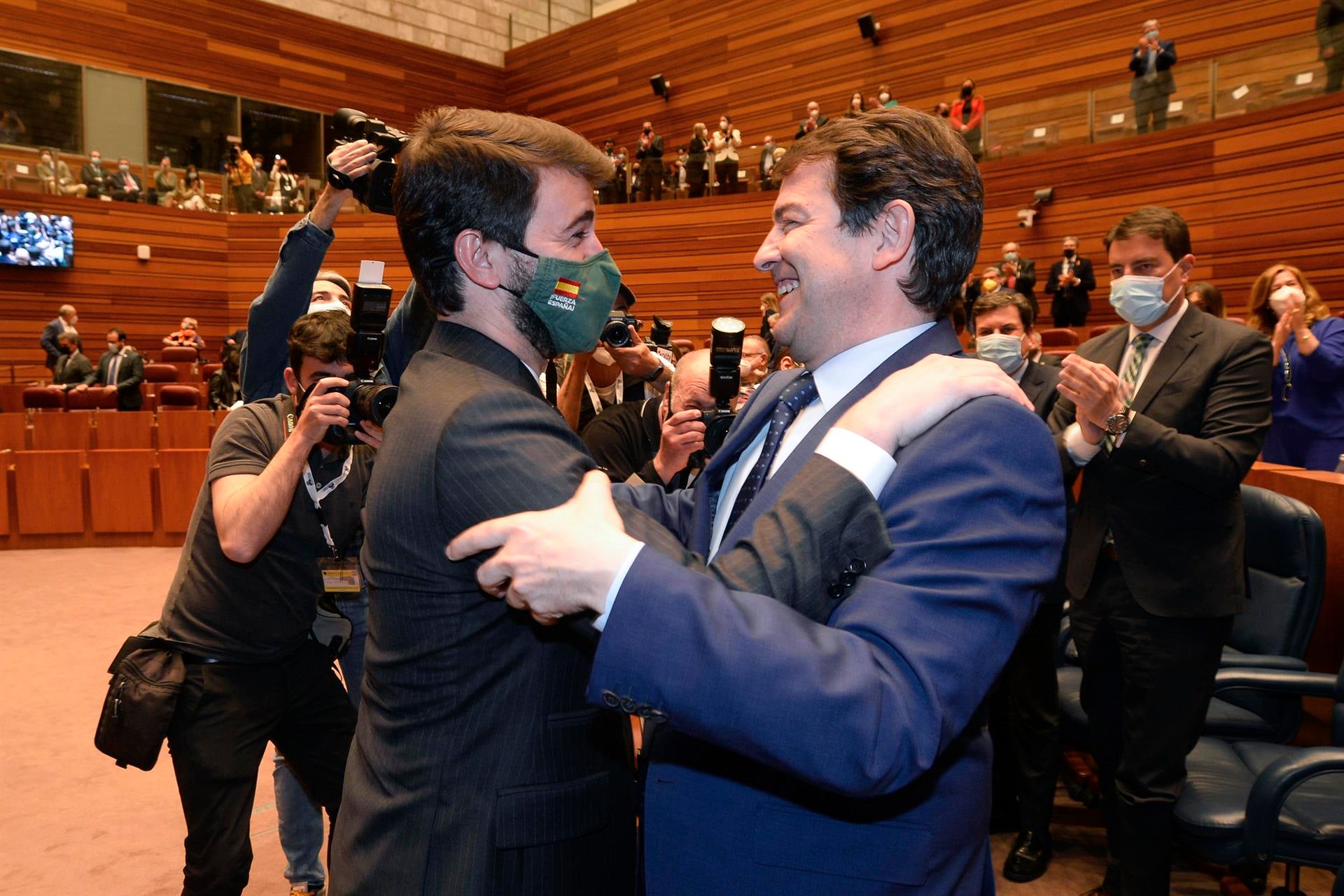 El Gabinete: ¿Qué significa gobernar sin complejos? El Gabinete: ¿Qué significa gobernar sin complejos?
