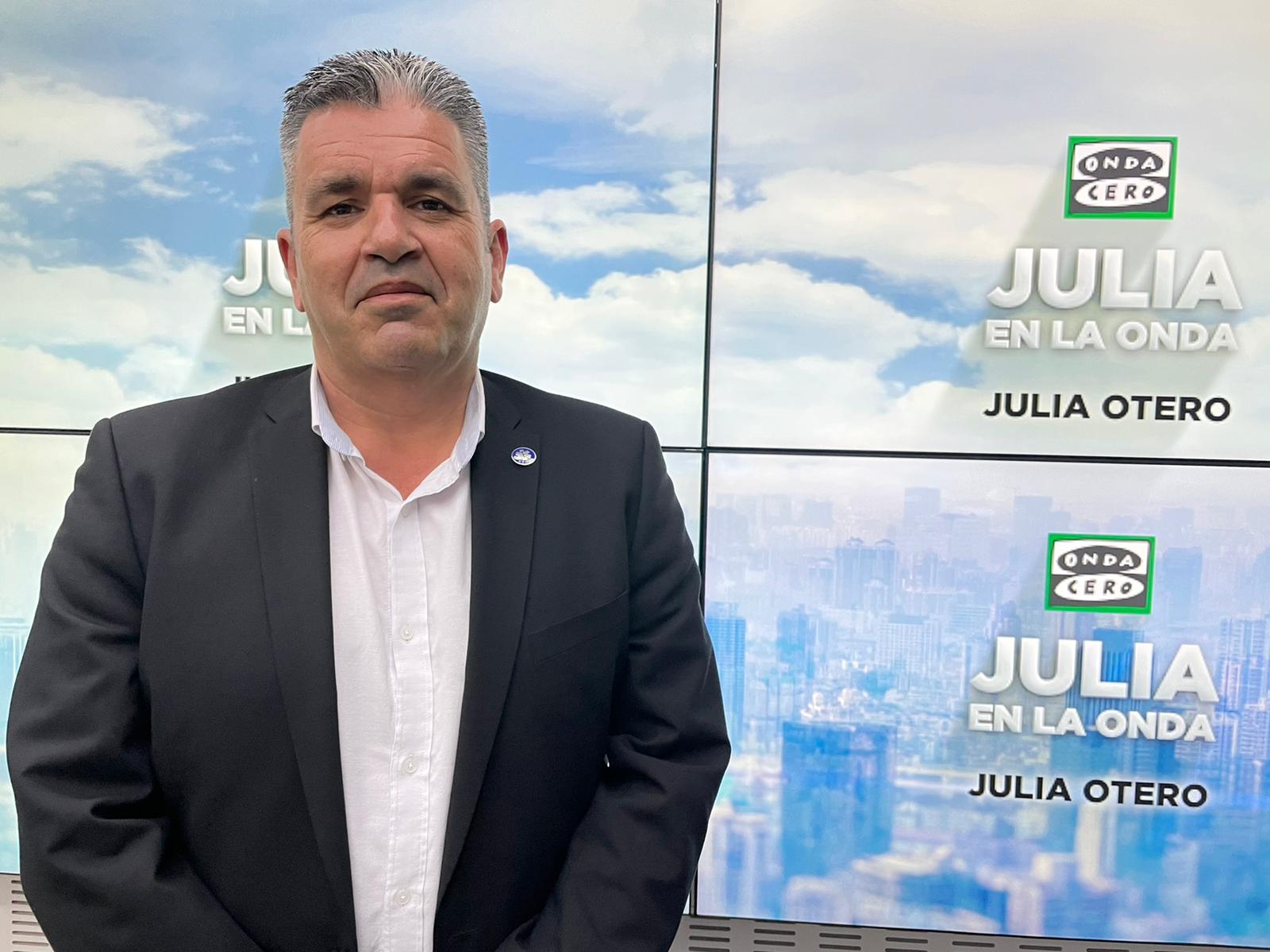 Doctor Vázquez Lima, presidente de la SEME: "Hay comunidades en las que la temporalidad de los sanitarios de urgencias supera el 80%, es escalofriante" Doctor Vázquez Lima, presidente de la SEME: "Hay comunidades en las que la temporalidad de los sanitarios de urgencias supera el 80%, es escalofriante"