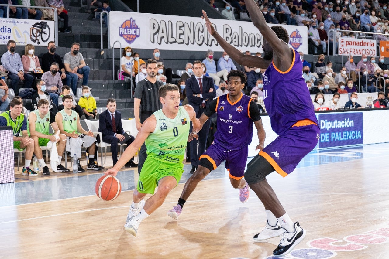 El Unicaja Banco tiene a tiro los playoffs El Unicaja Banco tiene a tiro los playoffs