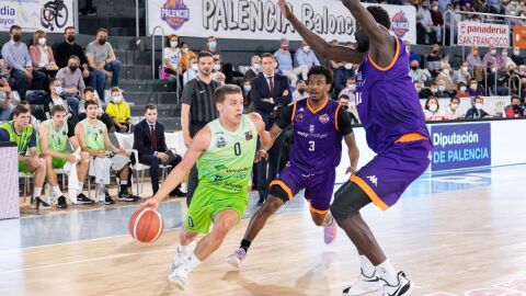 Hansel Atencia, en el partido frente a Palencia