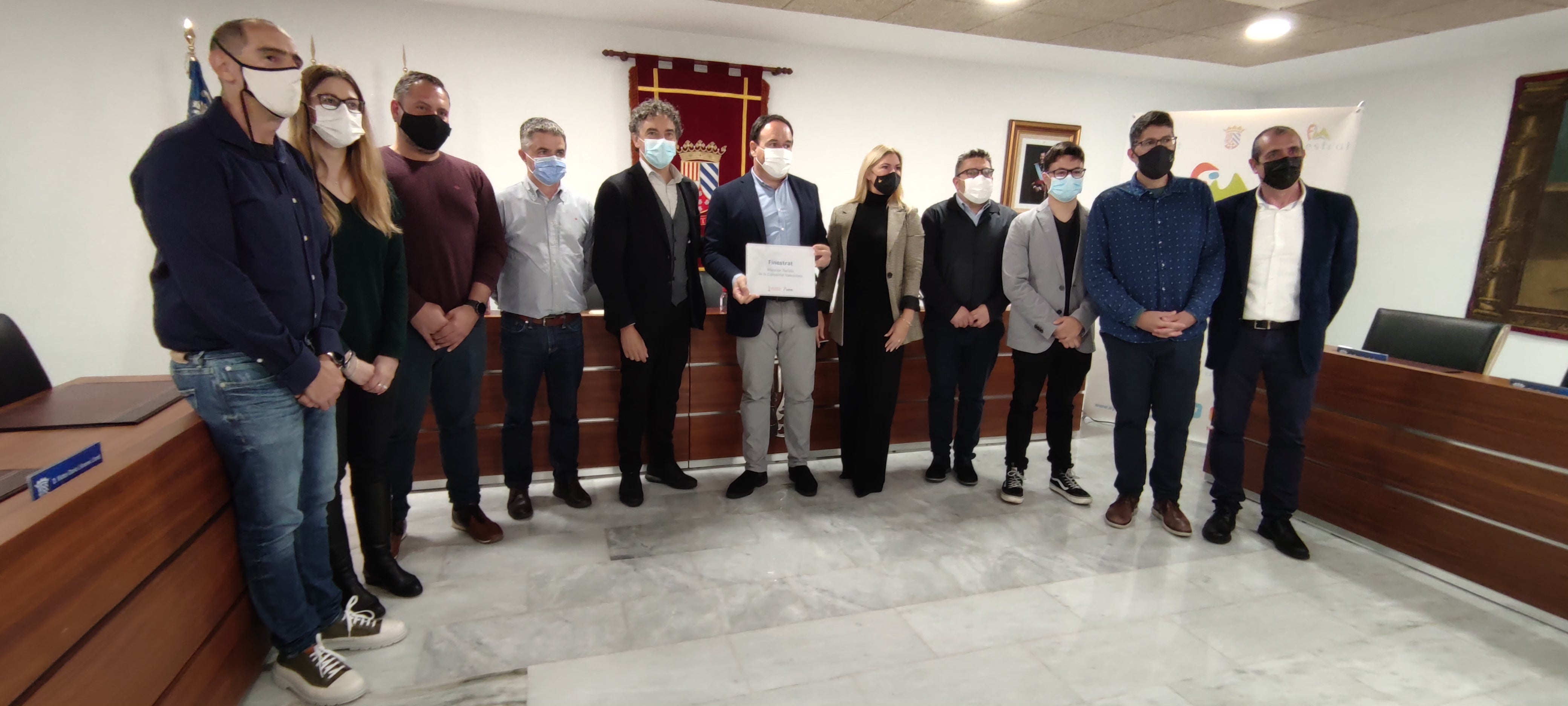 Finestrat y Guadalest reciben el distintivo como Municipio Turístico de la Comunitat Valenciana Finestrat y Guadalest reciben el distintivo como Municipio Turístico de la Comunitat Valenciana