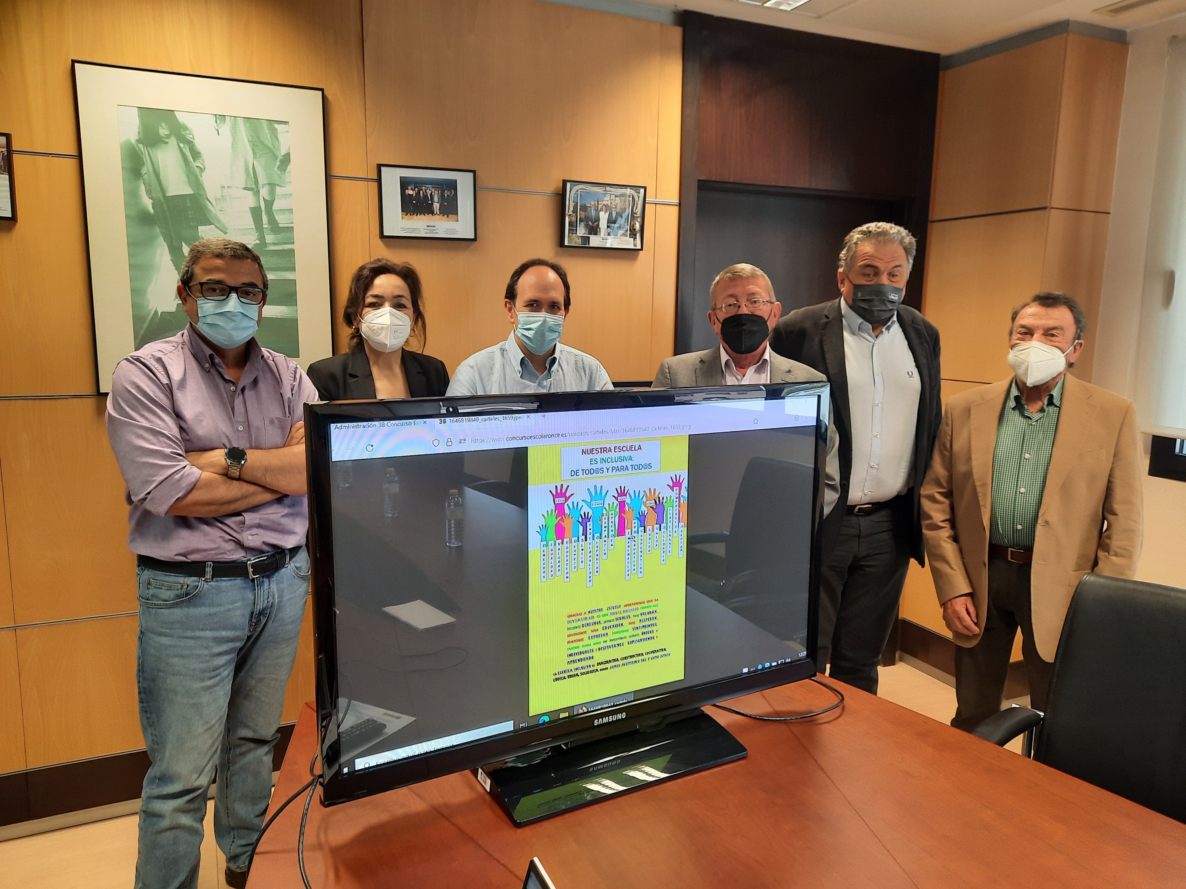 Los colegios CEIP “Azorín” de Argamasilla de Alba (Ciudad Real), CRA “Entrerríos” de Las Vegas de San Antonio (Toledo) y IESO “Publio López Mondéjar” de Casasimarro (Cuenca), ganadores de Castilla La Mancha Los colegios CEIP “Azorín” de Argamasilla de Alba (Ciudad Real), CRA “Entrerríos” de Las Vegas de San Antonio (Toledo) y IESO “Publio López Mondéjar” de Casasimarro (Cuenca), ganadores de Castilla La Mancha