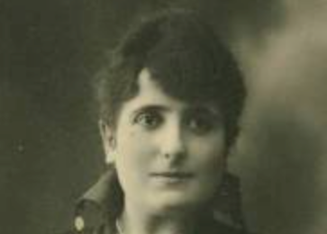 María de la Purificación Viyao Valdés mujer del mes en el proyecto "12 MESES / 12 MUJERES" María de la Purificación Viyao Valdés mujer del mes en el proyecto "12 MESES / 12 MUJERES"