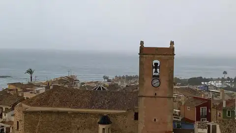la vila joiosa cubierto lluvia la vila joiosa cubierto lluvia