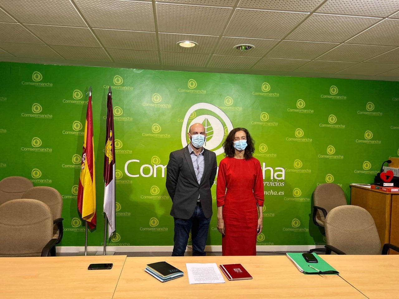 70 nuevos contenedores azules y amarillos para los pueblos mancomunados 70 nuevos contenedores azules y amarillos para los pueblos mancomunados