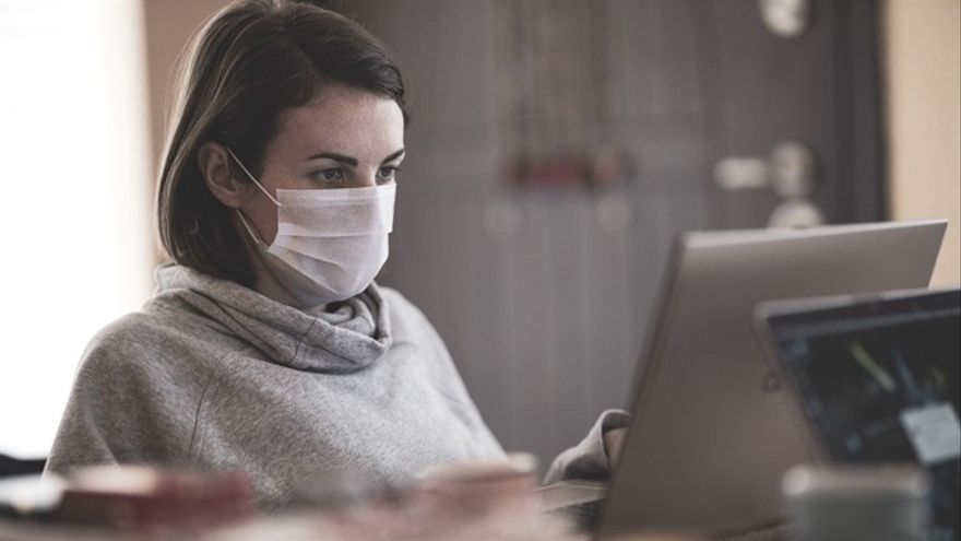 Francia pone fin a la baja laboral por positivo en covid y al aislamiento Francia pone fin a la baja laboral por positivo en covid y al aislamiento