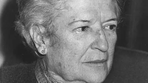 La escritora Carmen Conde, primera mujer académica de la RAE La escritora Carmen Conde, primera mujer académica de la RAE