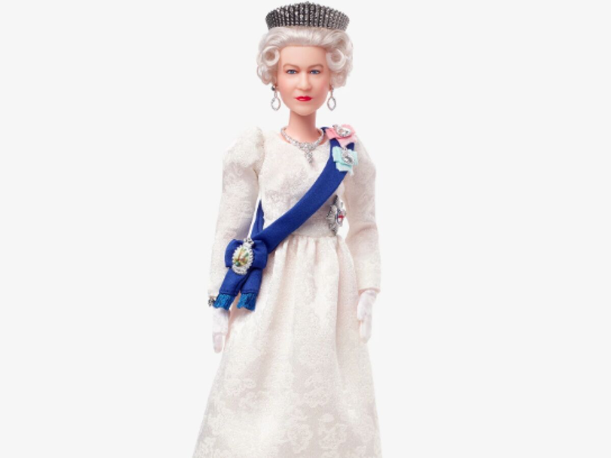 La reina Isabel II se inmortaliza en Barbie por sus 70 años en el trono