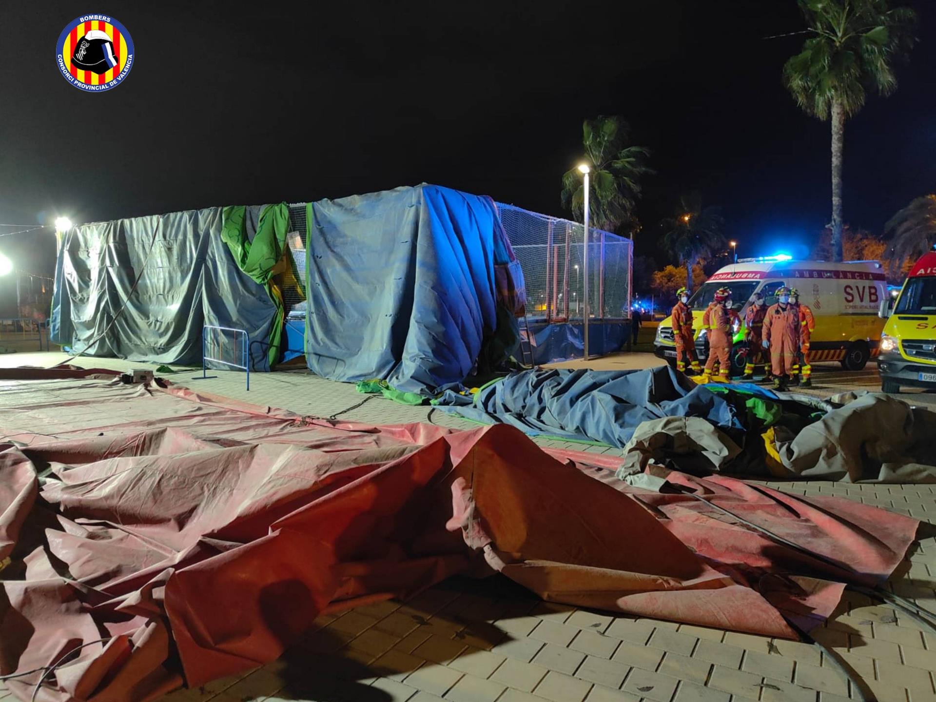 Acuerdan citar como investigado al propietario del castillo hinchable que provocó la muerte de dos menores en Mislata Acuerdan citar como investigado al propietario del castillo hinchable que provocó la muerte de dos menores en Mislata