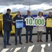 A Xunta entrega 100 contenedores para fomentar o reciclaxe