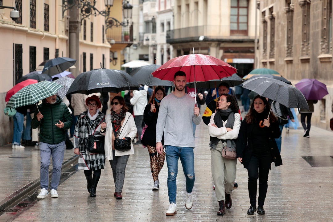 Una nueva borrasca llega a España: este será el tiempo para el fin de semana de Sant Jordi Una nueva borrasca llega a España: este será el tiempo para el fin de semana de Sant Jordi