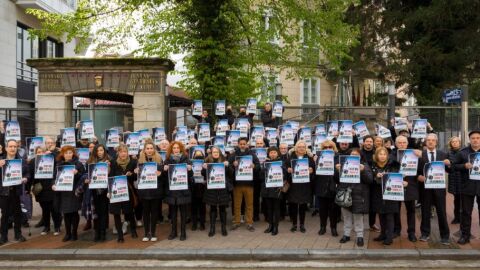 Concentraci&oacute;n en Vitoria contra Ticket Bai