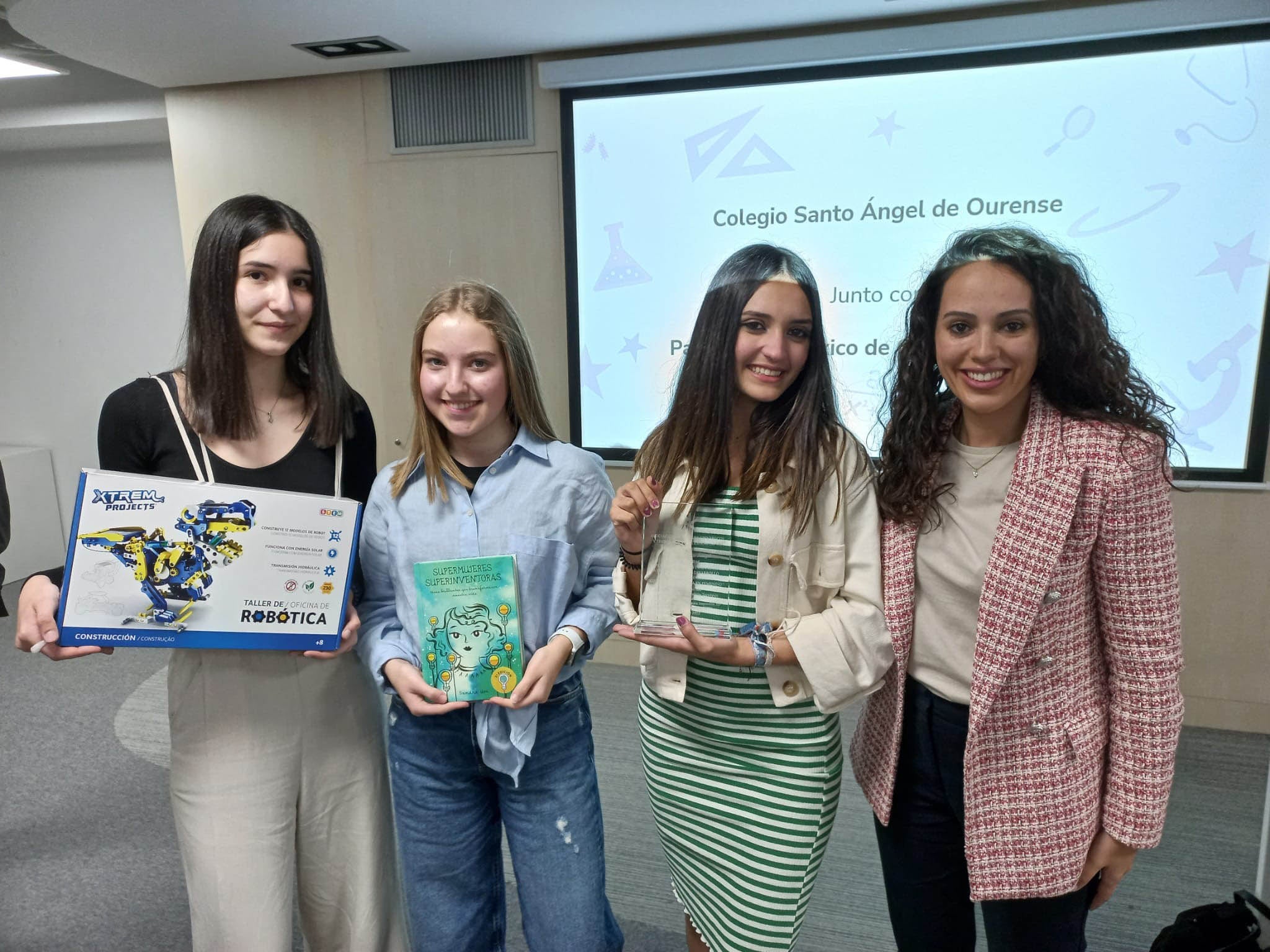 Tres alumnas ourensás primeiro premio nun concurso nacional de ideas innovadoras Tres alumnas ourensás primeiro premio nun concurso nacional de ideas innovadoras