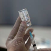 Vacuna Covid: Moderna anuncia cuál es la eficacia de su vacuna contra Ómicron y "las variantes de preocupación"