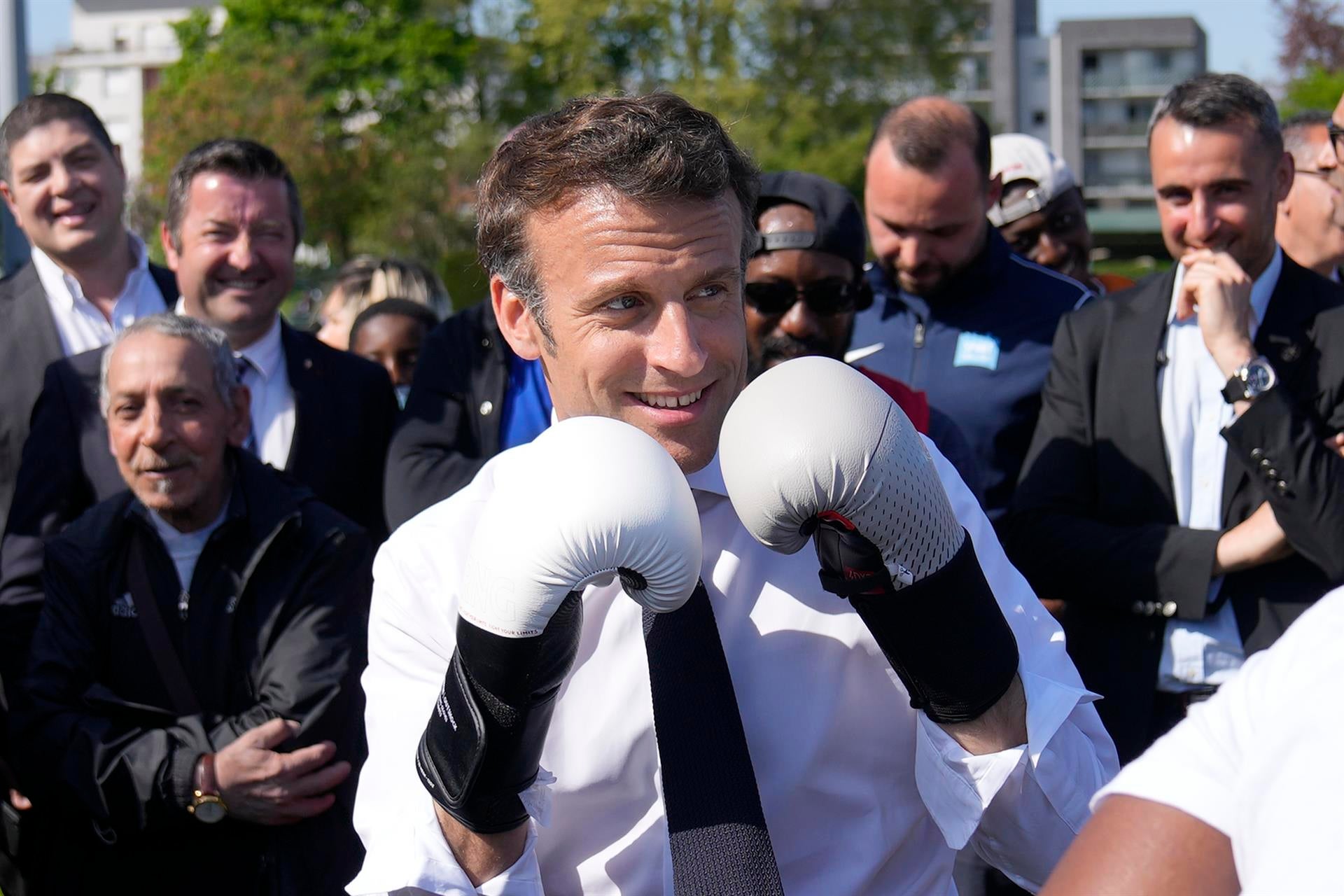 ¿A qué partido político pertenece Macron y cuánto cobra como presidente de Francia? ¿A qué partido político pertenece Macron y cuánto cobra como presidente de Francia?