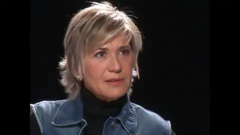 Julia Otero se sincera con Jordi Évole en el test de 'La luna': "Temo al dolor y al miedo, es el peor compañero de viaje" Julia Otero se sincera con Jordi Évole en el test de 'La luna': "Temo al dolor y al miedo, es el peor compañero de viaje"