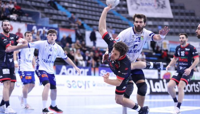 El Nava se asoma al descenso tras la nueva derrota en Granollers El Nava se asoma al descenso tras la nueva derrota en Granollers