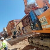 Demolición edificio esquina calles Seis de junio y Torrecillas (Valdepeñas)