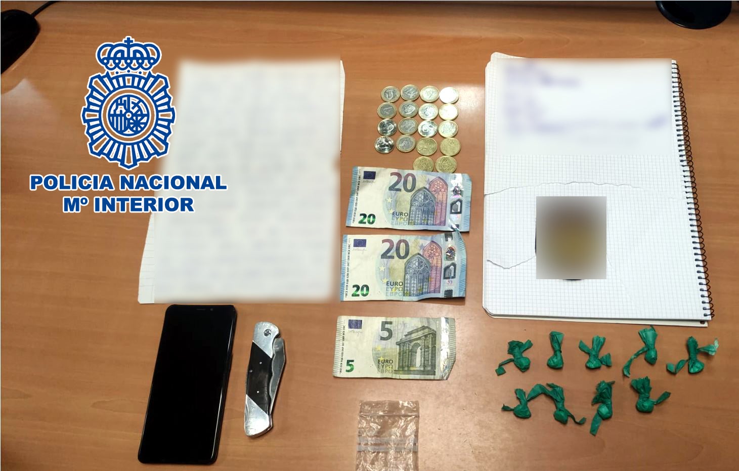 Detenido en Alicante por vender drogas en su quiosco de golosinas Detenido en Alicante por vender drogas en su quiosco de golosinas