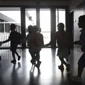 Niños en el colegio Niños en el colegio