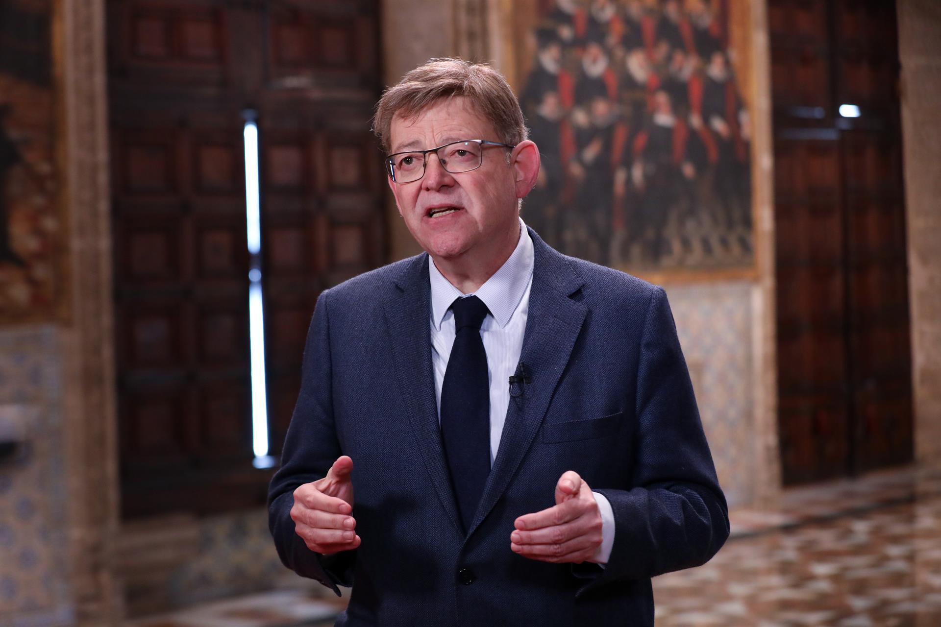 Puig reivindica en el 25 de abril una financiación justa: “Los valencianos no consentirán nuevas derrotas” Puig reivindica en el 25 de abril una financiación justa: “Los valencianos no consentirán nuevas derrotas”