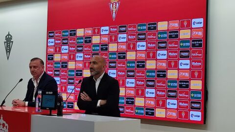 Presentaci&oacute;n de Abelardo como nuevo entrenador del Sporting de Gij&oacute;n