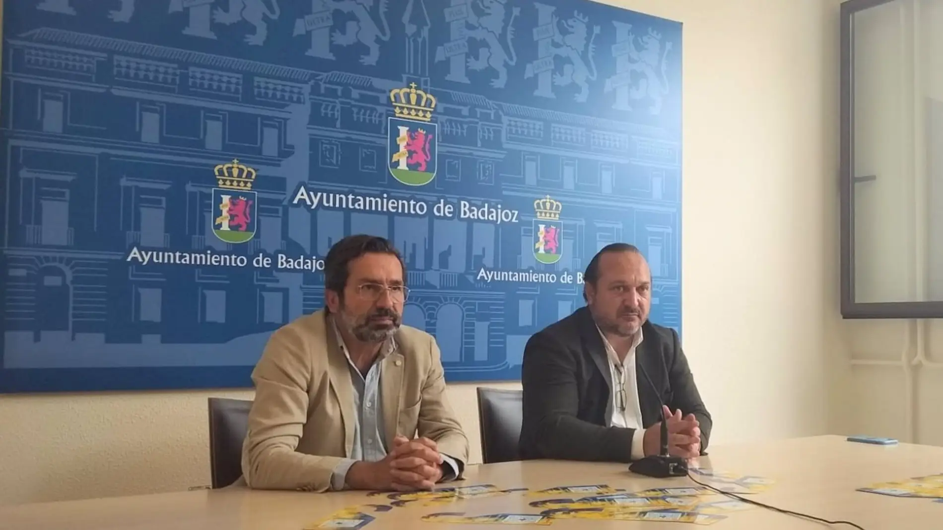 Badajoz participará en una encuesta de satisfacción sobre el transporte público que ayudará a 'Save the children'