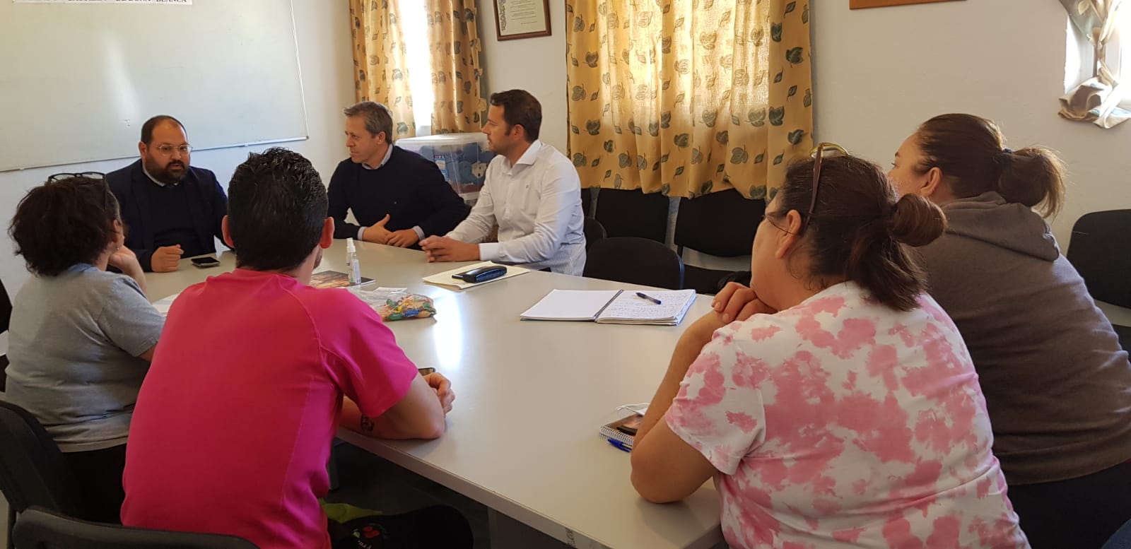 Vecinos de Doña Blanca piden a Diputación 'diligencia' para resolver los permisos para mejorar el abastecimiento de aguas Vecinos de Doña Blanca piden a Diputación 'diligencia' para resolver los permisos para mejorar el abastecimiento de aguas