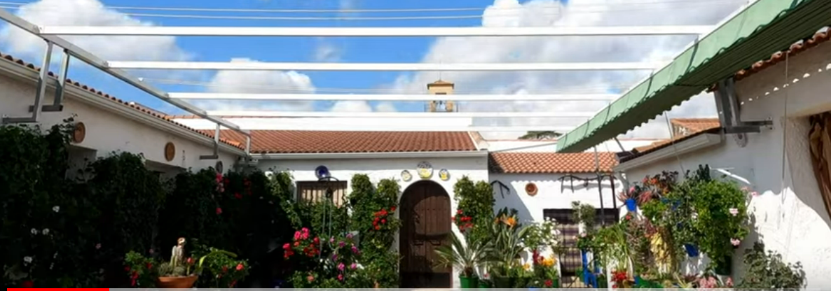 Una campaña del PPT invita a visitar los patios de los pueblos Una campaña del PPT invita a visitar los patios de los pueblos