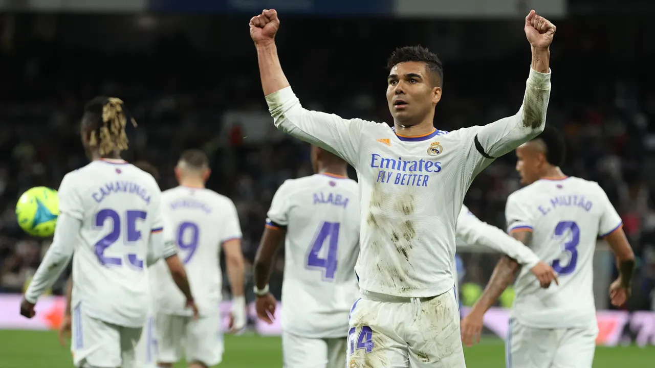 El madridista Casemiro celebra una victoria del Real Madrid, actual campeón de Liga